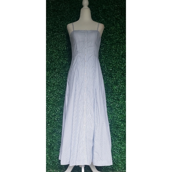 11. J.Crew Button-down cotton poplin dress in stripe - Picture 8 of 11